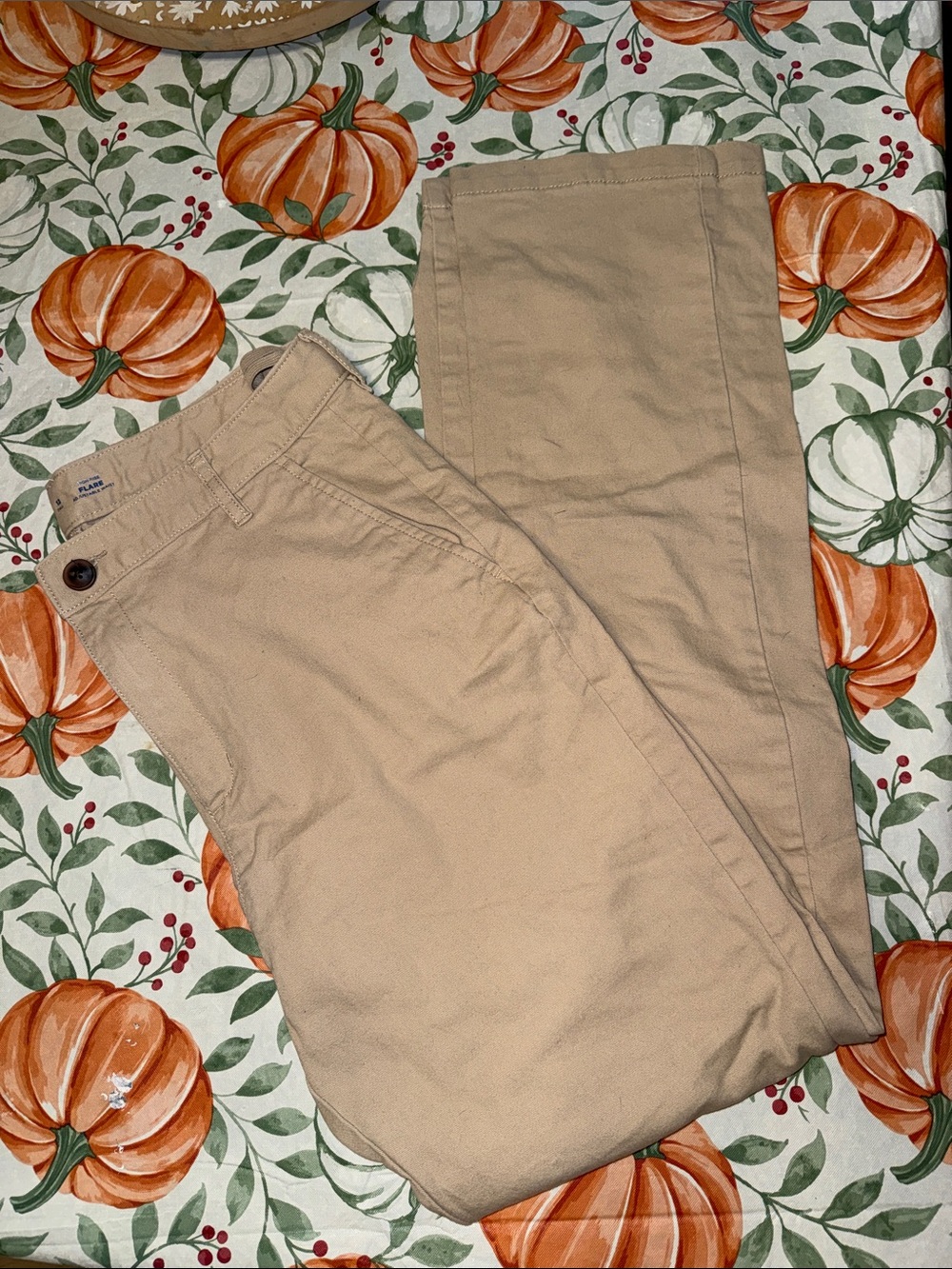 Old Navy Women's Boot Cut Pants in Light Khaki